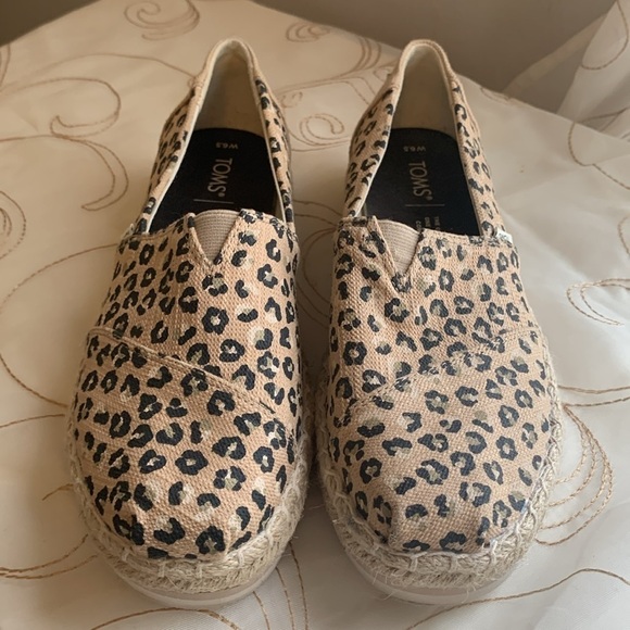 TOMS  Alpargate Rope Platform Cheetah Espadrille Size 6 1/2 - Picture 2 of 7
